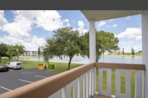 Condo in Boca Raton, Florida, 1 bedroom № 2246312 - photo 9