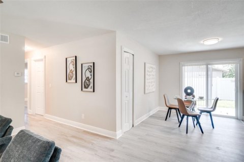 Casa en venta en Kissimmee, Florida, 4 dormitorios, 156.08 m2 № 1898482 - foto 18
