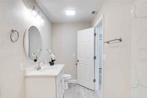 Casa en venta en Kissimmee, Florida, 4 dormitorios, 156.08 m2 № 1898482 - foto 27