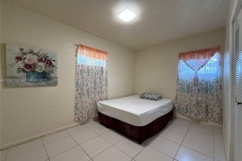 Снять в аренду квартиру в Майами, Флорида 2 спальни, 54.91м2, № 1989472 - фото 8