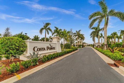 House in Vero Beach, Florida 3 bedrooms, 145.02 sq.m. № 2262476 - photo 3