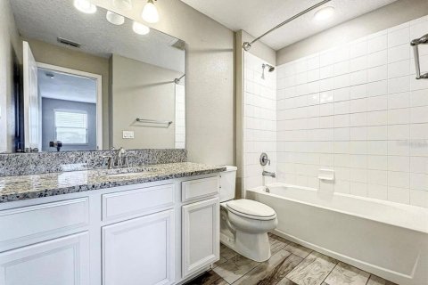 Touwnhouse à louer à Orlando, Floride: 4 chambres, 162.49 m2 № 2388242 - photo 8