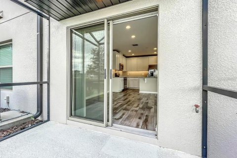 Touwnhouse à louer à Orlando, Floride: 4 chambres, 162.49 m2 № 2388242 - photo 13