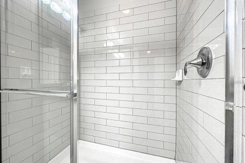 Touwnhouse à louer à Orlando, Floride: 4 chambres, 162.49 m2 № 2388242 - photo 11