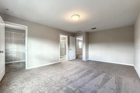 Touwnhouse à louer à Orlando, Floride: 4 chambres, 162.49 m2 № 2388242 - photo 7