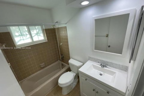 Снять в аренду виллу или дом в Мирамар, Флорида 4 спальни, 161.65м2, № 2011094 - фото 19