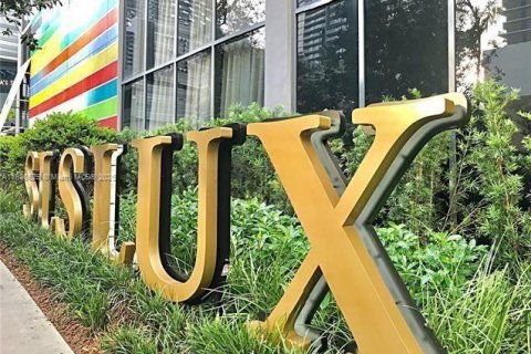 Condo in Miami, Florida, 3 bedrooms  № 2014008 - photo 18