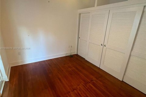Appartement à louer à Miami, Floride: 1 chambre, 37.16 m2 № 1996565 - photo 7