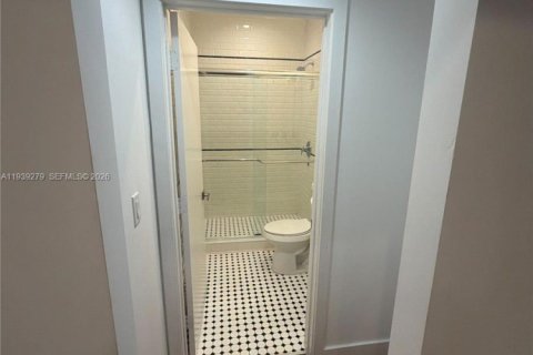 Appartement à louer à Miami, Floride: 1 chambre, 37.16 m2 № 1996565 - photo 6