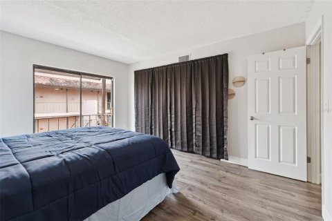 Condo in Lake Wales, Florida, 2 bedrooms  № 2096526 - photo 19