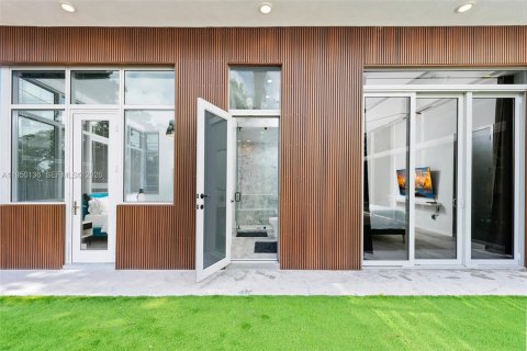 Купить виллу или дом в Майами, Флорида 6 спален, 347.64м2, № 2005794 - фото 24