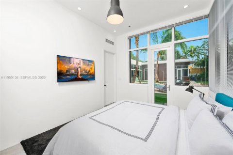 Купить виллу или дом в Майами, Флорида 6 спален, 347.64м2, № 2005794 - фото 21