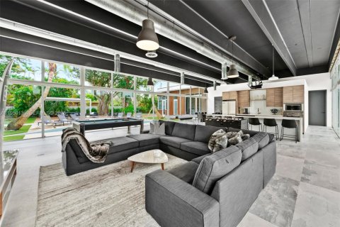 Купить виллу или дом в Майами, Флорида 6 спален, 347.64м2, № 2005794 - фото 6