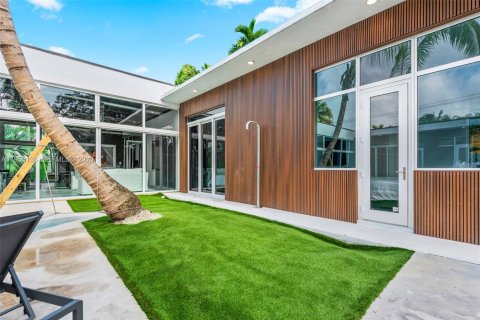 Купить виллу или дом в Майами, Флорида 6 спален, 347.64м2, № 2005794 - фото 30