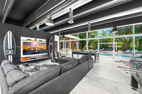 Купить виллу или дом в Майами, Флорида 6 спален, 347.64м2, № 2005794 - фото 2