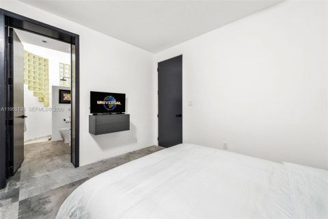 Купить виллу или дом в Майами, Флорида 6 спален, 347.64м2, № 2005794 - фото 19