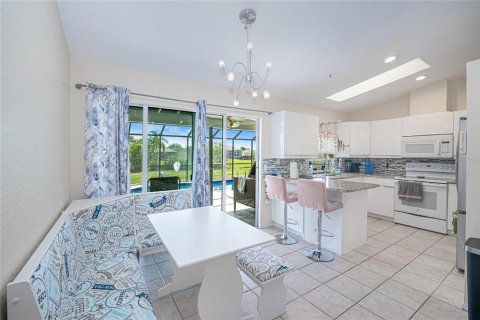 Villa ou maison à vendre à Punta Gorda, Floride: 3 chambres, 113.81 m2 № 2206745 - photo 10