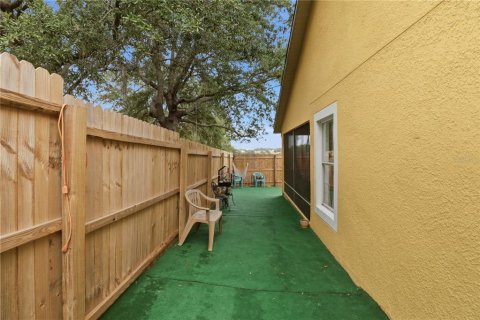 House in Clermont, Florida 3 bedrooms, 145.76 sq.m. № 2112077 - photo 28