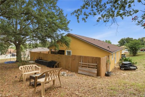 House in Clermont, Florida 3 bedrooms, 145.76 sq.m. № 2112077 - photo 26