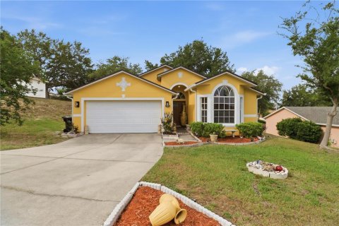 Casa en Clermont, Florida 3 dormitorios, 145.76 m2 № 2112077