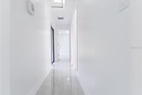 Villa ou maison à vendre à Kissimmee, Floride: 3 chambres, 150.69 m2 № 2318584 - photo 17