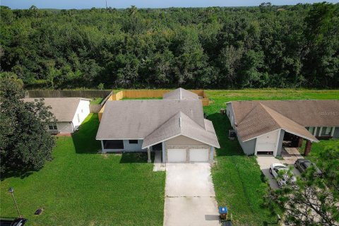 Villa ou maison à vendre à Kissimmee, Floride: 3 chambres, 150.69 m2 № 2318584 - photo 23