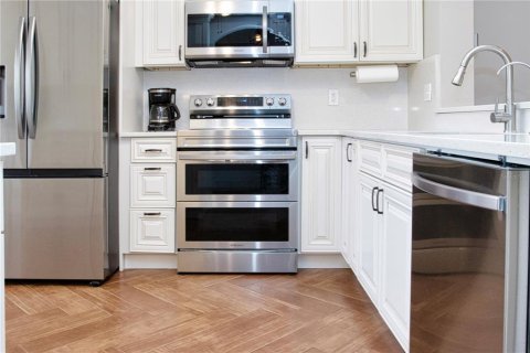 Casa en venta en Sun City Center, Florida, 3 dormitorios, 135.45 m2 № 2388293 - foto 13