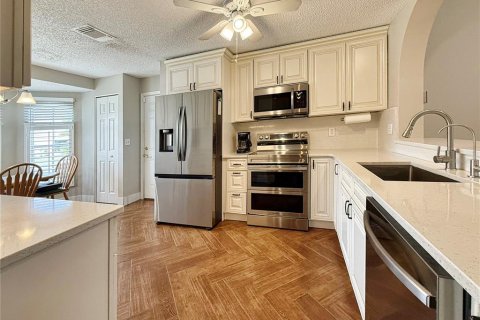 Casa en venta en Sun City Center, Florida, 3 dormitorios, 135.45 m2 № 2388293 - foto 12