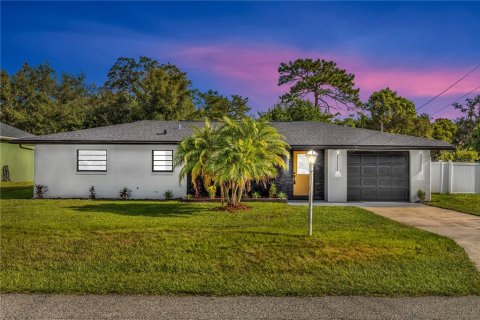 Villa ou maison à vendre à DeBary, Floride: 2 chambres, 105.35 m2 № 1894161 - photo 1