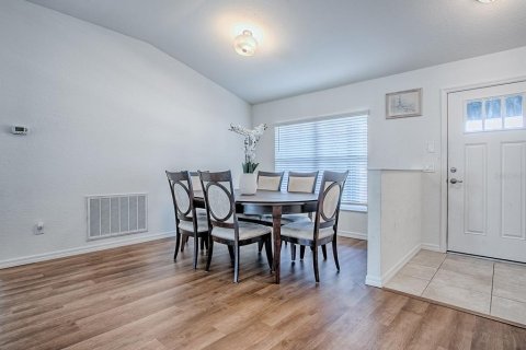 Купить виллу или дом в Оксфорд, Флорида 7 комнат, 172.43м2, № 1875790 - фото 4