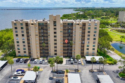 Condo in Clearwater, Florida, 2 bedrooms  № 1787881 - photo 1