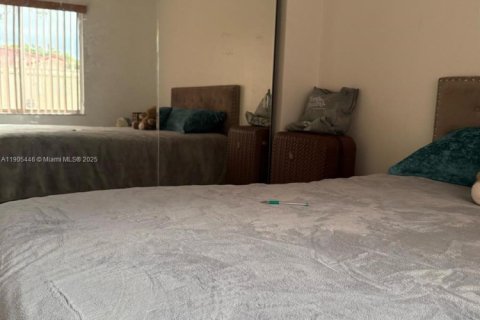 Copropriété à vendre à Hialeah, Floride: 3 chambres, 100.24 m2 № 1956317 - photo 10