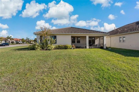 House in Bradenton, Florida 4 bedrooms, 185.71 sq.m. № 2218260 - photo 26