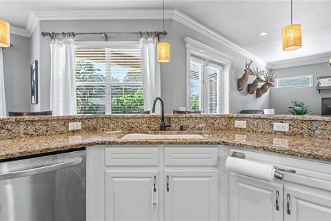 Casa en venta en Lakeland, Florida, 4 dormitorios, 245.63 m2 № 2427256 - foto 13