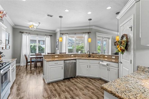 Casa en venta en Lakeland, Florida, 4 dormitorios, 245.63 m2 № 2427256 - foto 12