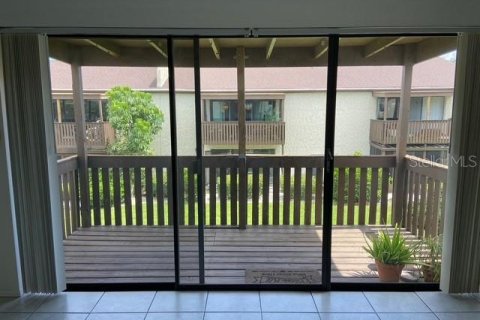 Condominio en alquiler en Saint Petersburg, Florida, 2 dormitorios, 102.19 m2 № 1797299 - foto 17