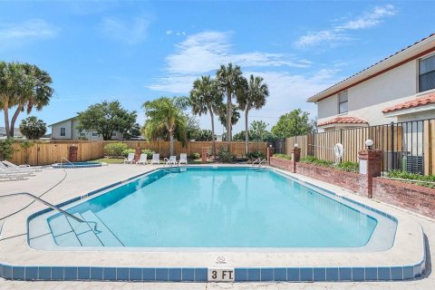 Condominio en venta en Orlando, Florida, 2 dormitorios, 113.99 m2 № 1719816 - foto 25