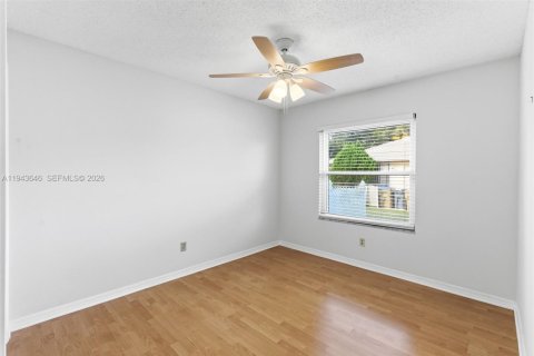 Casa en venta en Kissimmee, Florida, 3 dormitorios, 153.85 m2 № 2000235 - foto 24