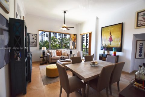 Condo in Miami, Florida, 3 bedrooms  № 2052818 - photo 4