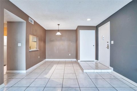 Copropriété à vendre à Orlando, Floride: 2 chambres, 76.92 m2 № 2388739 - photo 21