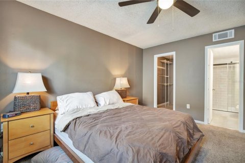 Copropriété à vendre à Orlando, Floride: 2 chambres, 76.92 m2 № 2388739 - photo 11