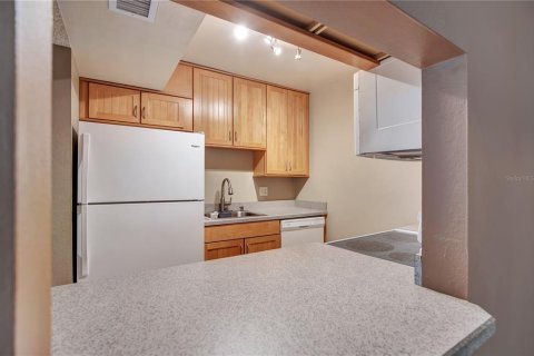 Copropriété à vendre à Orlando, Floride: 2 chambres, 76.92 m2 № 2388739 - photo 22