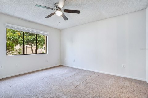 Copropriété à vendre à Orlando, Floride: 2 chambres, 76.92 m2 № 2388739 - photo 25
