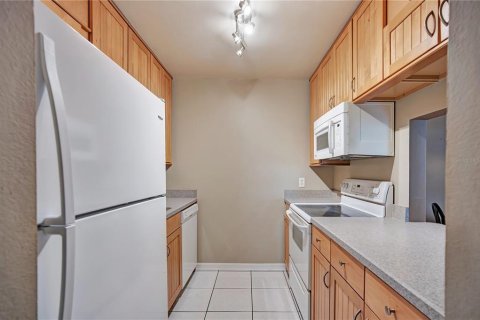 Copropriété à vendre à Orlando, Floride: 2 chambres, 76.92 m2 № 2388739 - photo 23