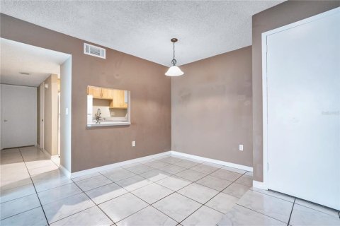 Copropriété à vendre à Orlando, Floride: 2 chambres, 76.92 m2 № 2388739 - photo 19