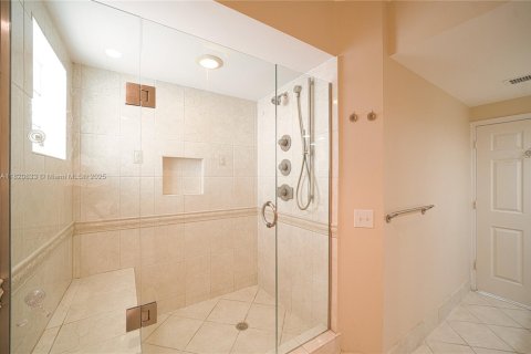 Apartment in Aventura, Florida 2 bedrooms, 110.65 sq.m. № 1888976 - photo 12