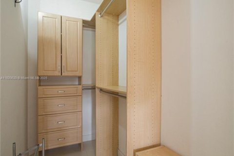 Apartment in Aventura, Florida 2 bedrooms, 110.65 sq.m. № 1888976 - photo 18