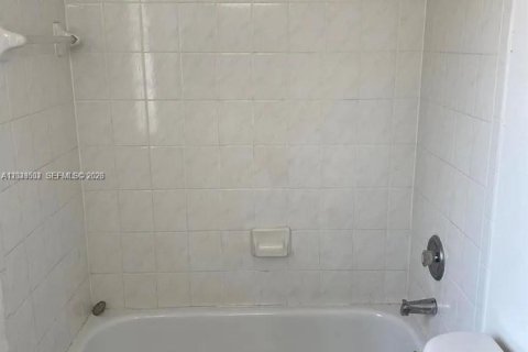 Touwnhouse à louer à Davie, Floride: 3 chambres, 148.83 m2 № 2276389 - photo 22