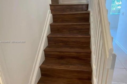 Touwnhouse à louer à Davie, Floride: 3 chambres, 148.83 m2 № 2276389 - photo 14