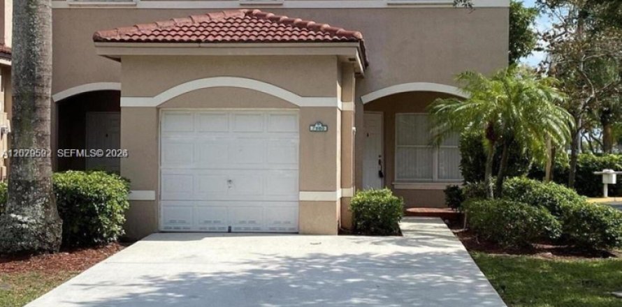 Touwnhouse à Davie, Floride 3 chambres, 148.83 m2 № 2276389